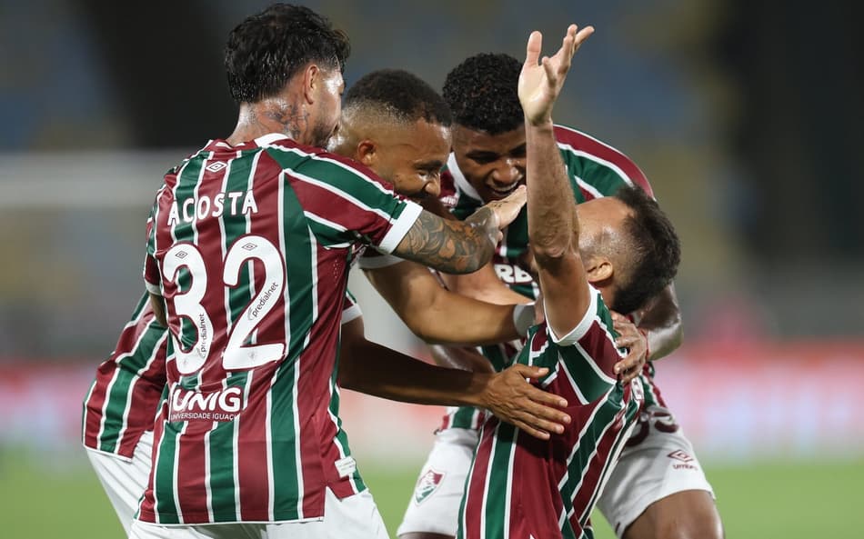Jogadores do Fluminense comemoram gol contra o Ceará, no Brasileirão