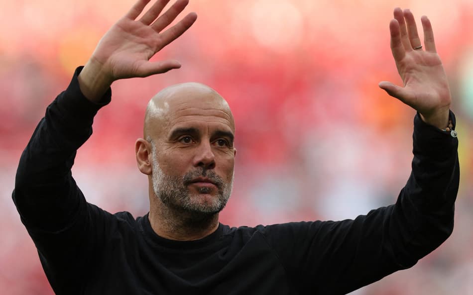 Pep Guardiola, técnico do Manchester City (Foto: Adrian Dennis / AFP)