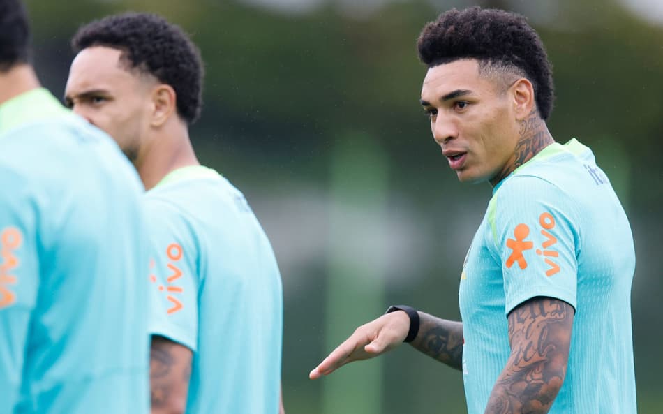 Igor Jesus durante treino na Seleção Brasileira (Foto: Rafael Ribeiro/CBF)