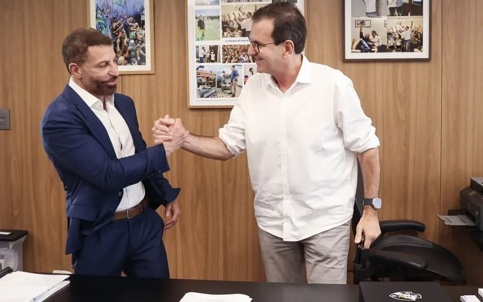 Eduardo Paes, prefeito do Rio, e Pedrinho, presidente do Vasco (Foto: Divulgação/Vasco)