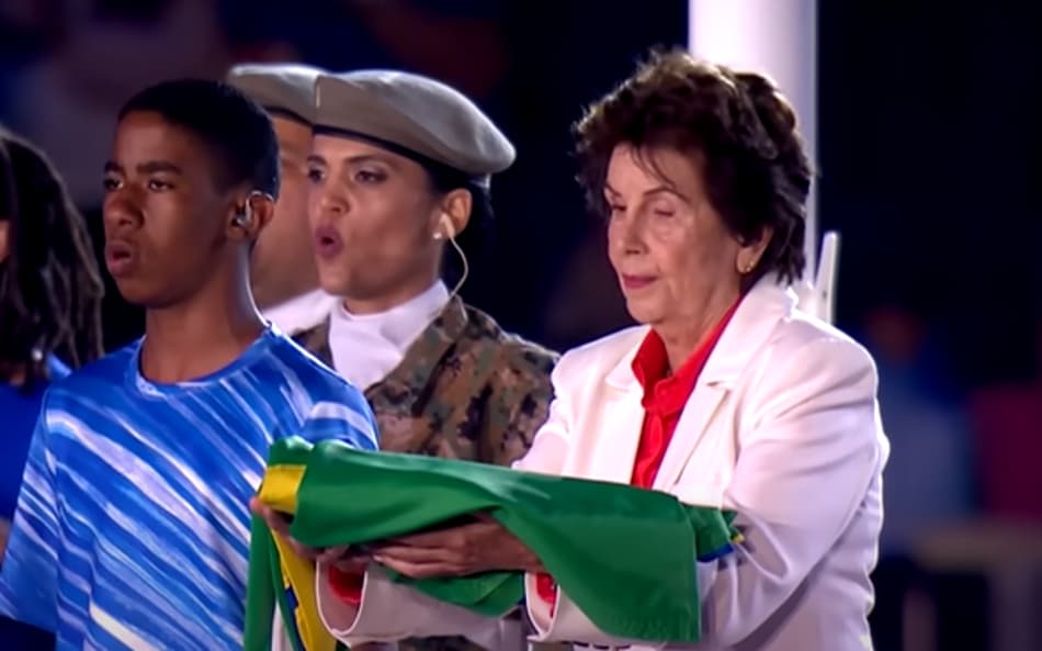 Maria Esther Bueno no encerramento da Rio-2016 (Reprodução)