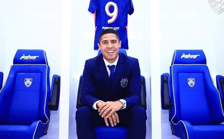 Bérgson, maior artilheiro da história do Campeonato Malaio (Foto: Johor FC/Divulgação)