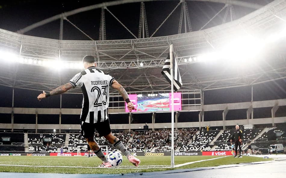 Botafogo fechou patrocínio para as costas do uniforme (Foto: Vitor Silva/Botafogo)