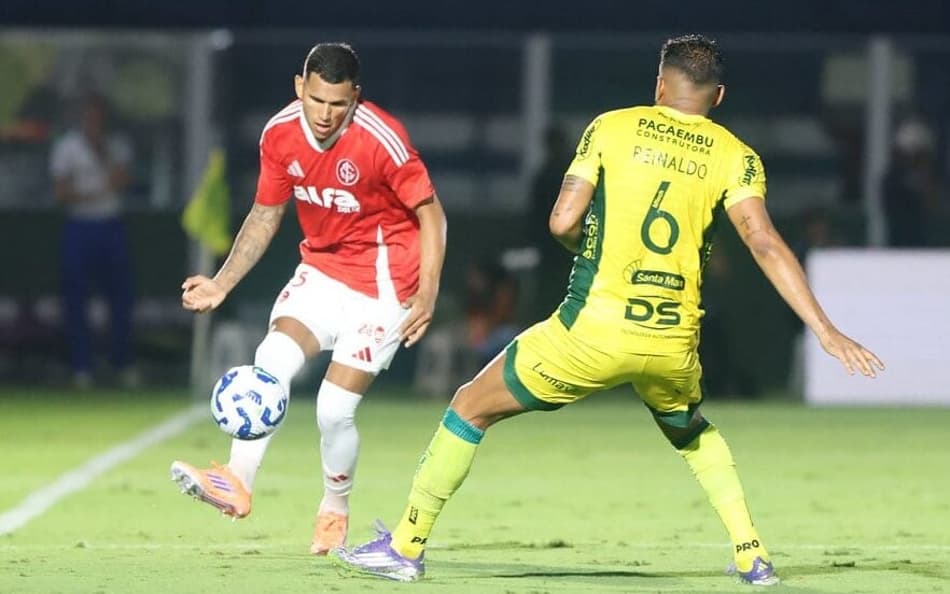 Mirassol e Internacional se enfrentam no Maião (Foto: Ricardo Duarte / Internacional)