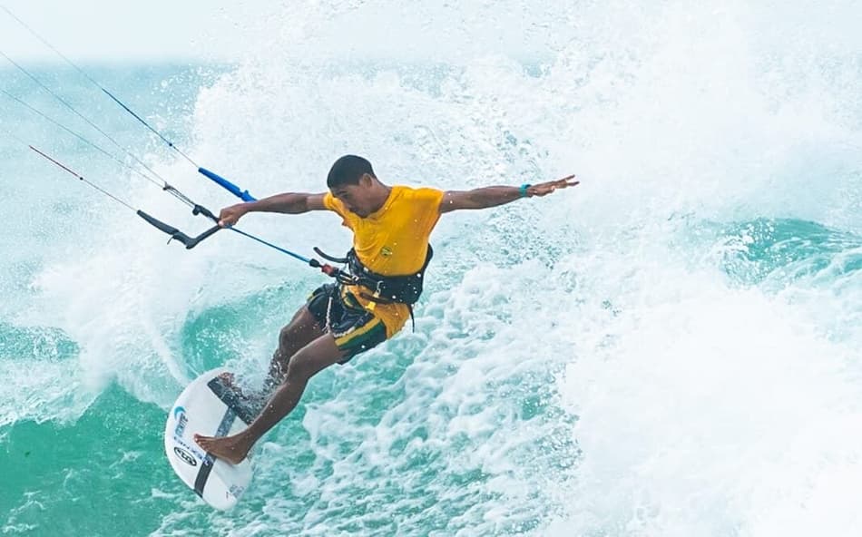 Bodinho é hexacampeão brasileiro de kitesurf