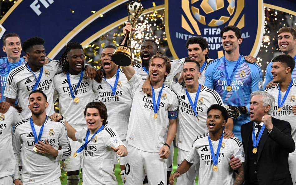 O Real Madrid conquistou seu nono título ao bater o Pachuca na final do Mundial em 2024 (Foto: Mahmud HAMS / AFP)