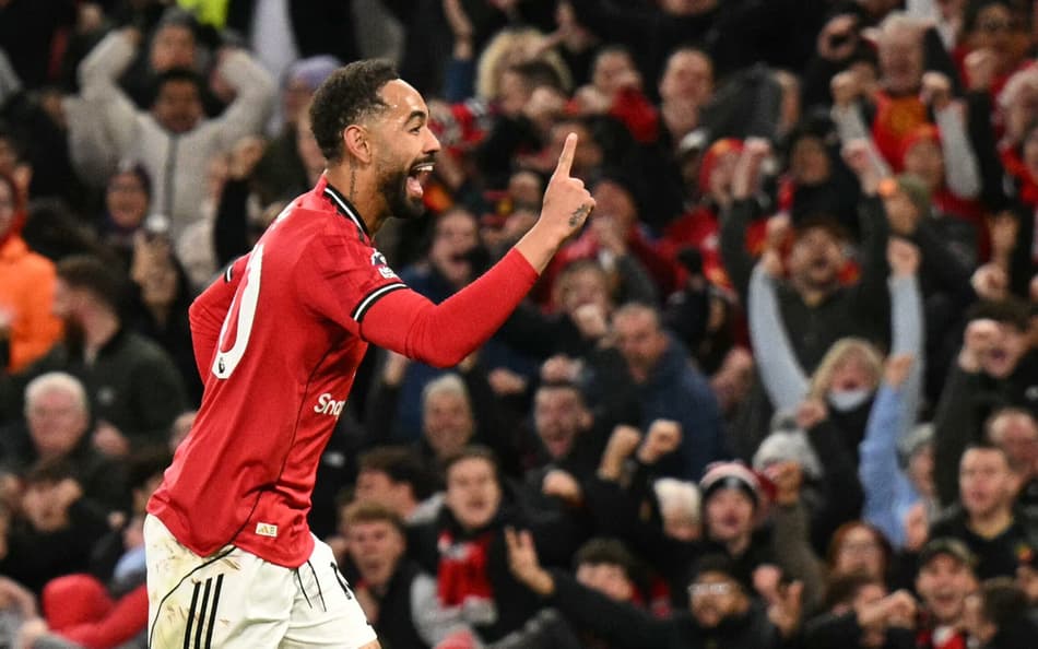 Matheus Cunha marcou um dos gols da vitória do Manchester United sobre o Brighton na Premier League (Foto: Oli SCARFF / AFP)