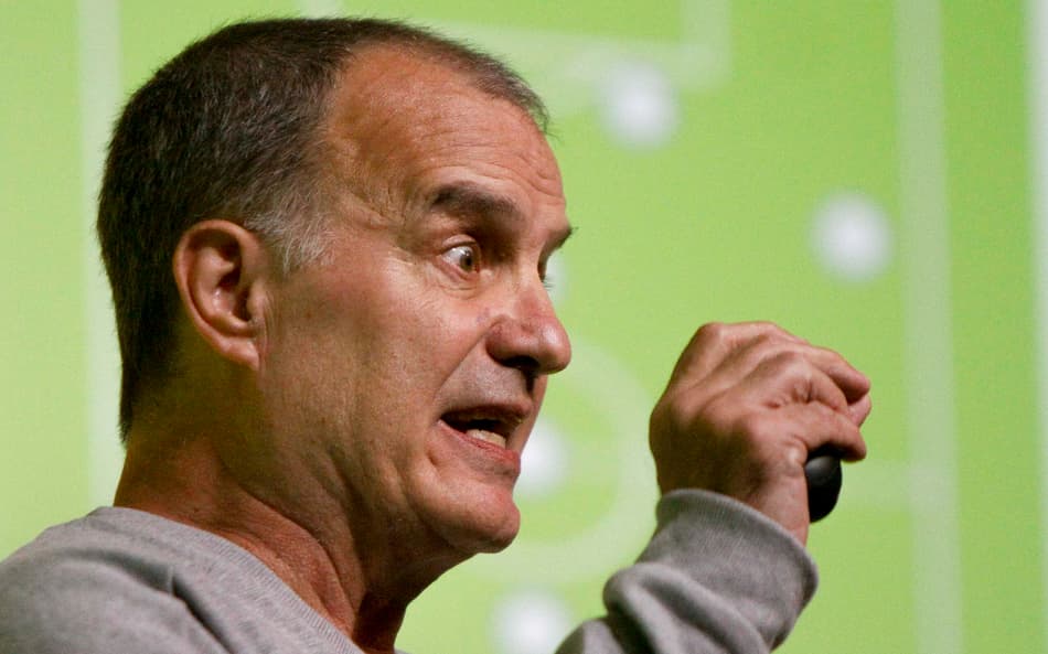 Marcelo Bielsa durante palestra na CBF, Rio de Janeiro (Foto: Luciano Belford/AGIF)