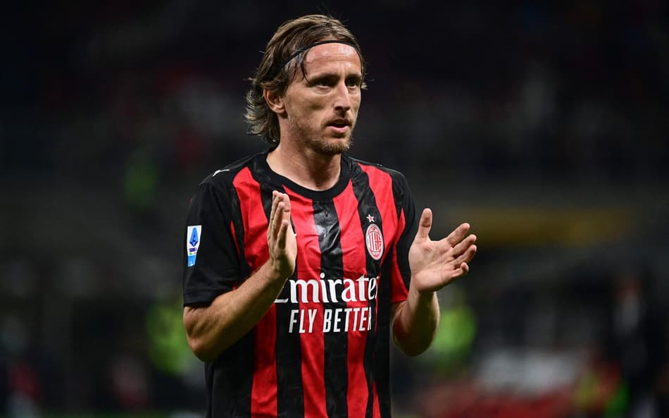 Modric em Milan x Napoli (Foto: Piero Cruciatti / AFP)