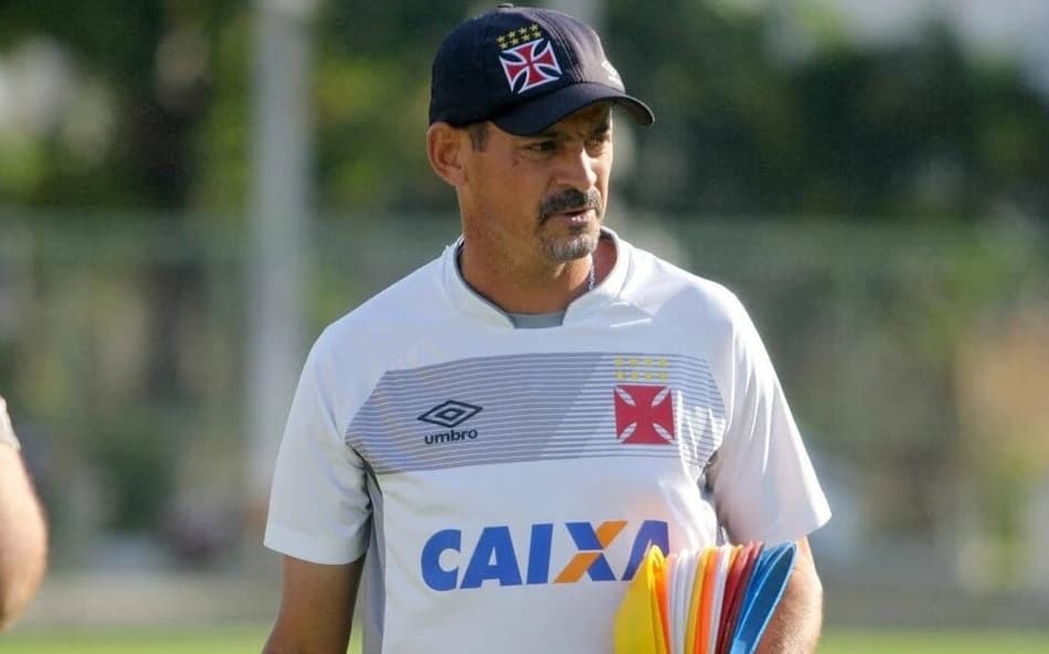 Por onde anda Valdir Bigode, ex-atacante do Vasco?