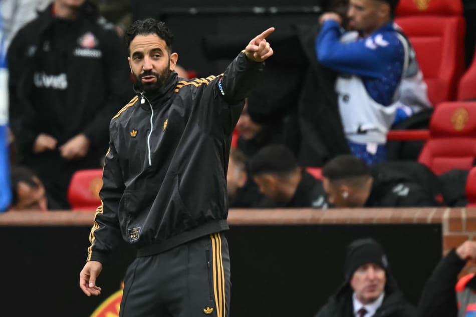 Ruben Amorim durante vitória do Manchester United sobre o Sunderland, pela Premier League (Foto: Paul ELLIS / AFP)