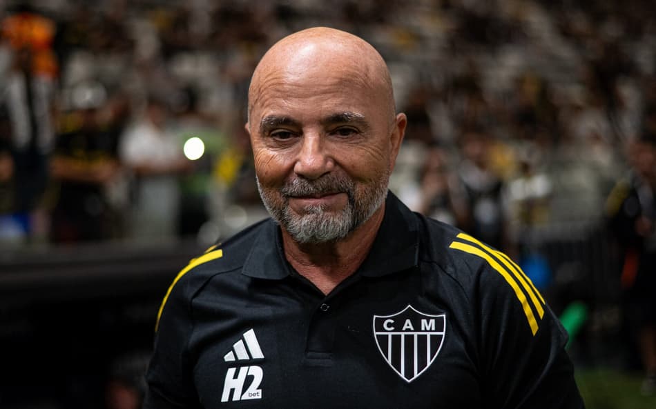 Sampaoli celebra vitória do Atlético-MG (Foto: Alessandra Torres/AGIF)