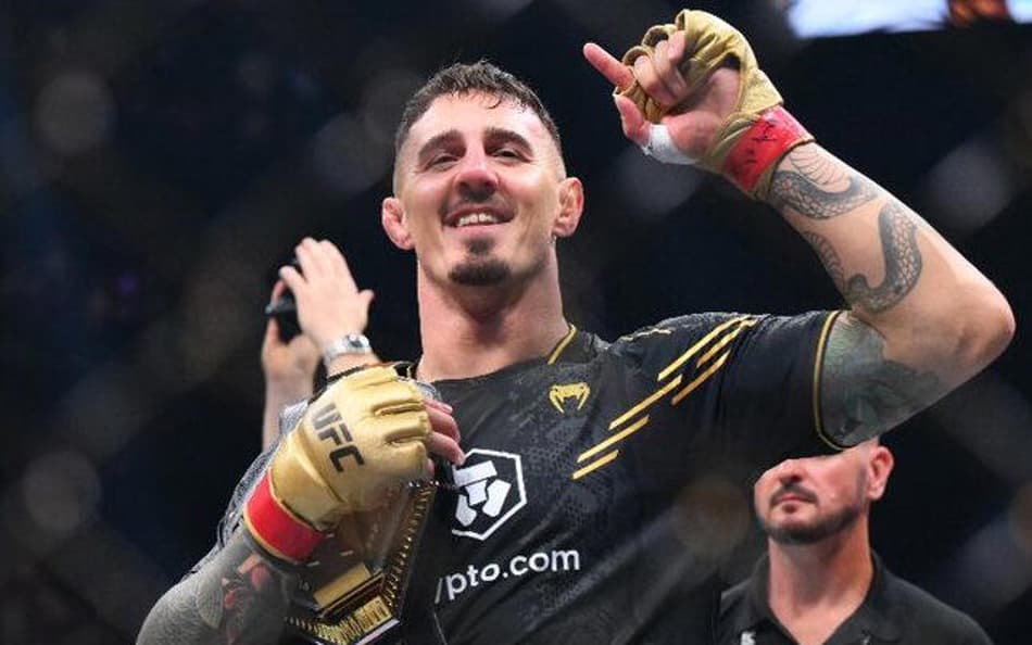 Campeão Tom Aspinall defende cinturão (Foto: Reprodução Instagram UFC)