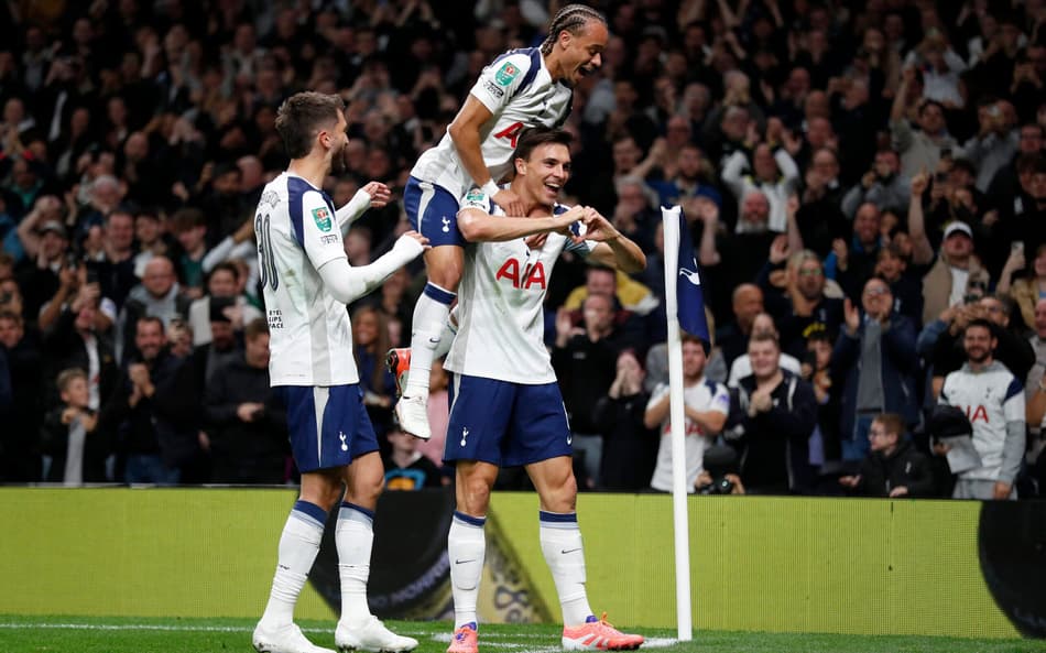 O Tottenham é o quarto colocado da Premier League (Foto: Ian Kington / AFP)