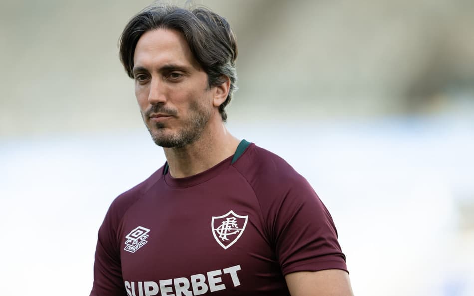 Zubeldia, treinador do Fluminense, no clássico contra o Botafogo pelo Brasileirão