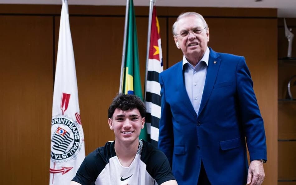 Corinthians aumenta multa rescisória de joia que disputará a Copinha; veja o valor