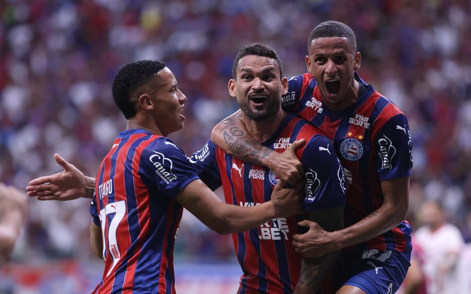 Willian José comemora gol contra o Bragantino (Foto: Maurícia Da Matta/W9 PRESS/GAZETAPRESS)