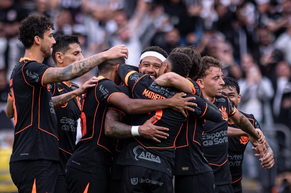 Corinthians venceu o Grêmio por 2 a 0 (Foto: Ronaldo Barreto/Thenews2/Gazeta Press)