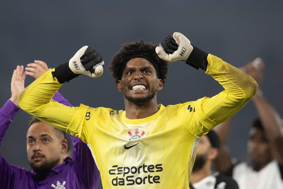 Hugo Souza foi convocado para Seleção Brasileira (Foto: Hedeson Alves/Agif/Gazeta Press)