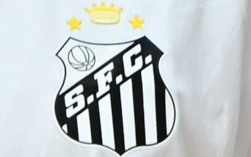 Billal Brahimi estava livre no mercado depois de passagem pelo Nice, da França. (Foto: Jota Erre/Agif/Gazeta Press)