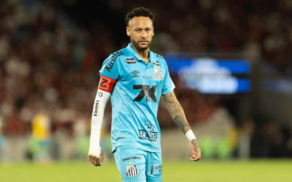 Neymar foi substituído no fim do segundo tempo da derrota para o Flamengo. (Foto: Affonso Andrade/Agência F8/Gazeta Press)