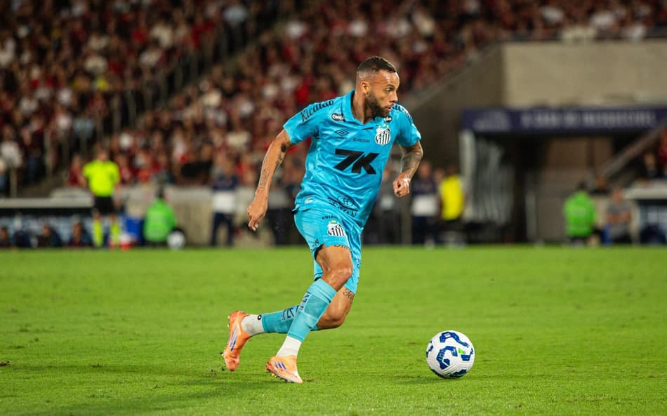 Guilherme acumula 42 jogos com a camisa do Santos nesta temporada. (Foto: Vyctor Santos/Pera Photo Press)