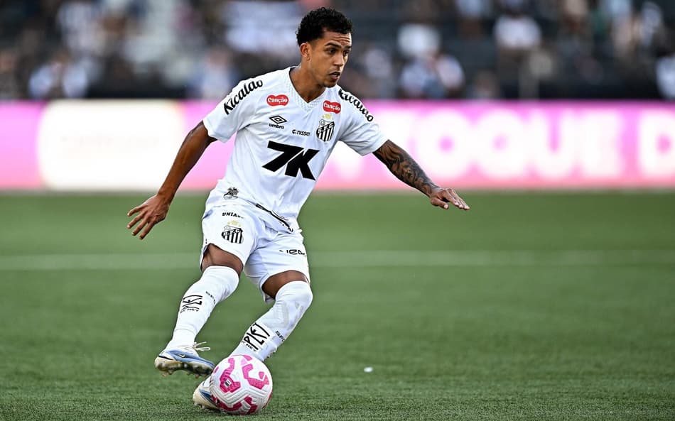 Igor Vinícius projeta duelo decisivo contra o Mirassol: 'Encarar como se fosse um clássico'