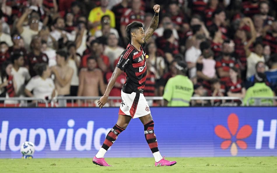 Bruno Henrique marcou um dos gols da vitória do Flamengo por 3 a 0 diante do Red Bull Bragantino. (Alexandre Loureiro/ Agif/Gazeta Press)