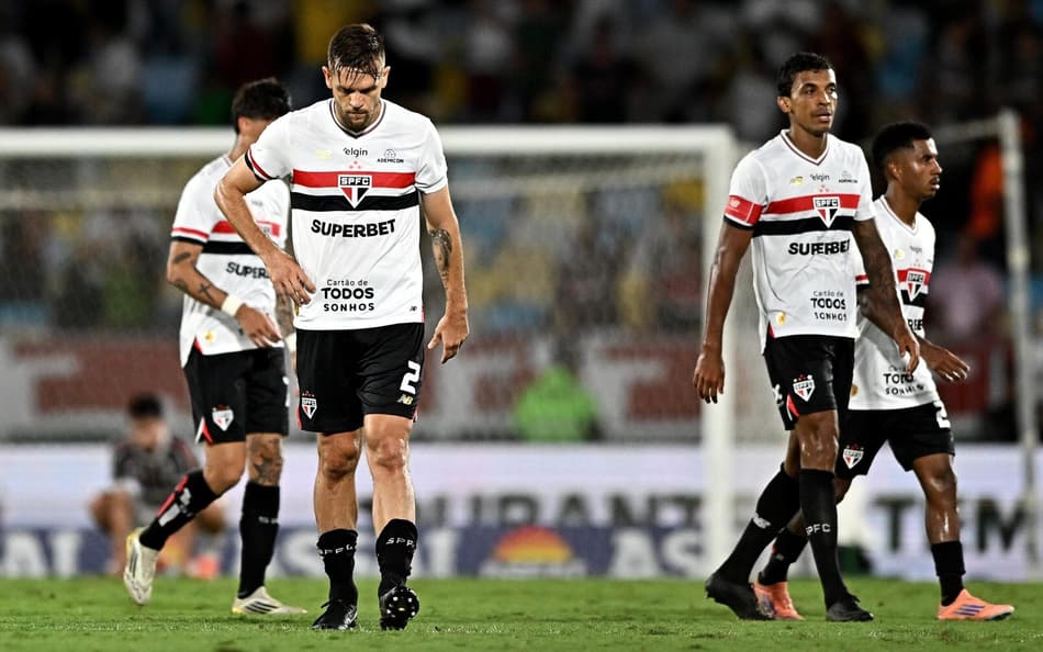 São Paulo foi a campo contra o Fluminense com 15 desfalques, sendo 13 lesionados (Foto: AndrÃ© Fabiano/CÃ³digo 19/Gazeta Press) 