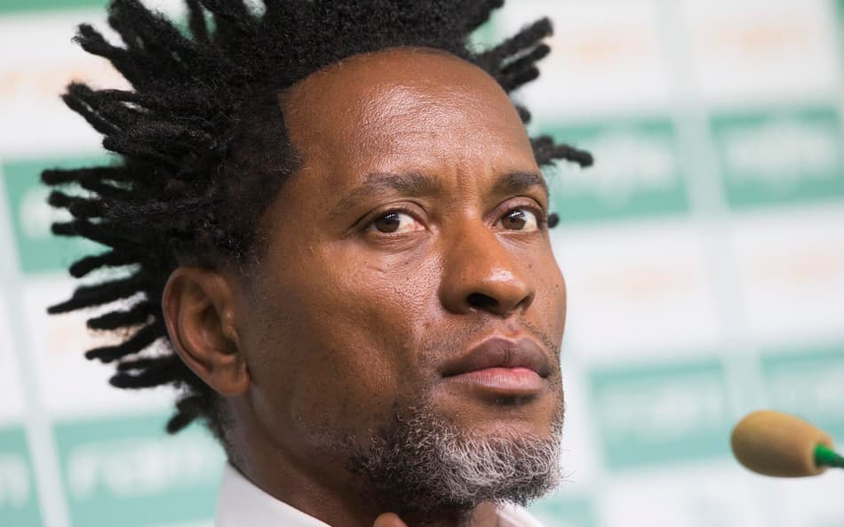 Zé Roberto vê Palmeiras à frente do Flamengo e revela diferencial de Abel