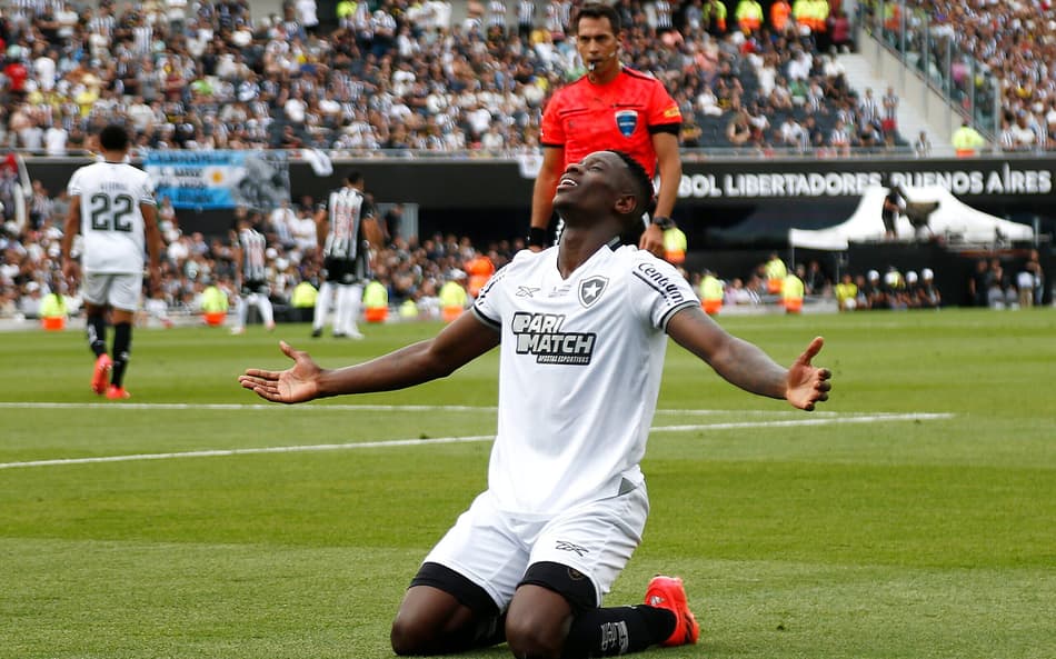 Luiz Henrique se consagrou ídolo do Botafogo em 2024 (Foto: Vítor Silva/Botafogo)