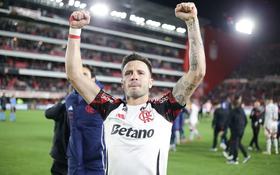 Saúl após classificação do Flamengo na Libertadores (Foto: Gilvan de Souza/Flamengo)