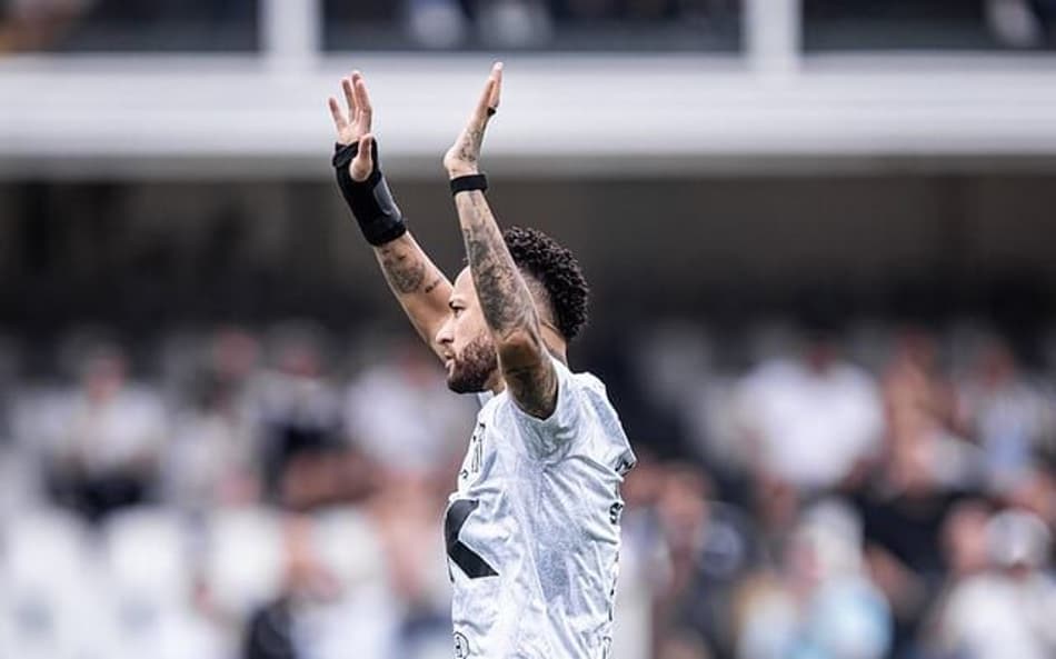 Neymar sofreu três lesões desde o retorno à Baixada Santista. (Foto: Raul Baretta/ Santos FC)