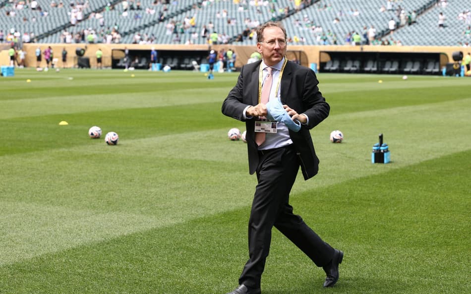 John Textor é o dono da SAF do Botafogo (Foto: Franck Fife/AFP)