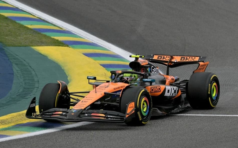 Britânico Lando Norris vence de ponta a ponta o GP do Brasil (Foto: Nelson ALMEIDA / AFP)