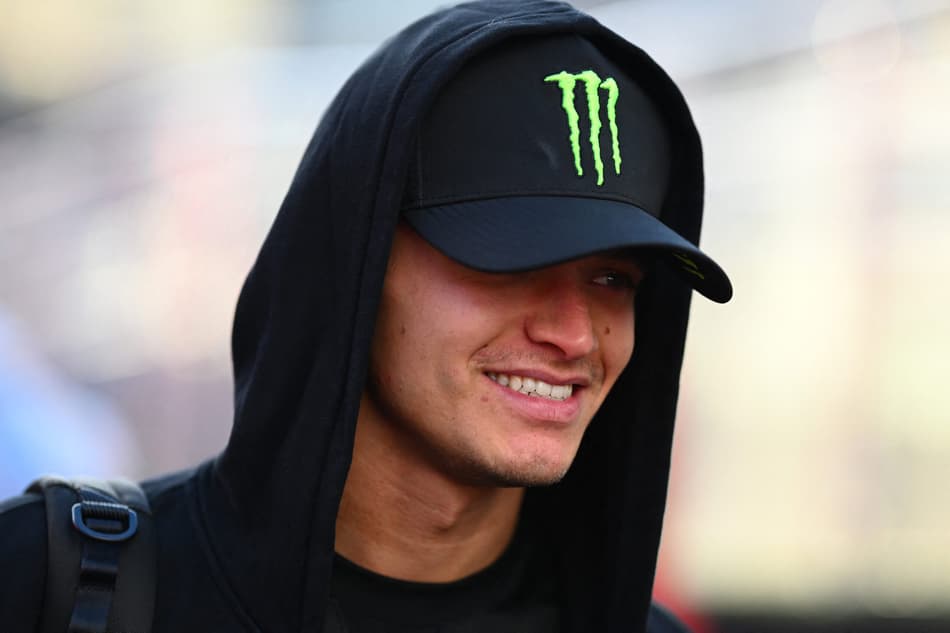 Lando Norris chega ao GP de Las Vegas, nos EUA (Foto: Clive Mason/Getty Images/AFP)