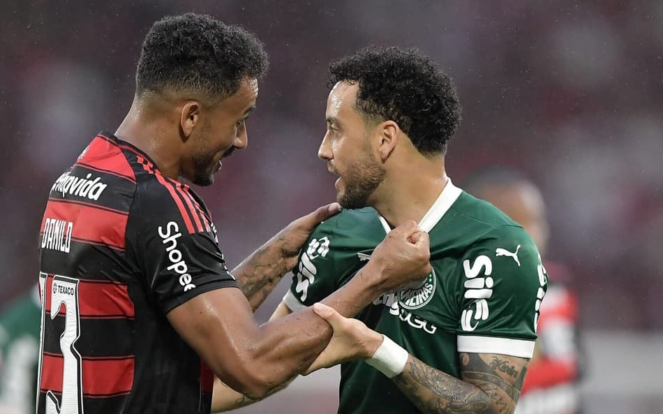 Flamengo e Palmeiras duelaram no Maracanã (Foto: Thiago Ribeiro/AGIF)