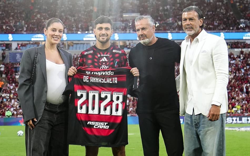 Arrascaeta homenagem Flamengo x Santos