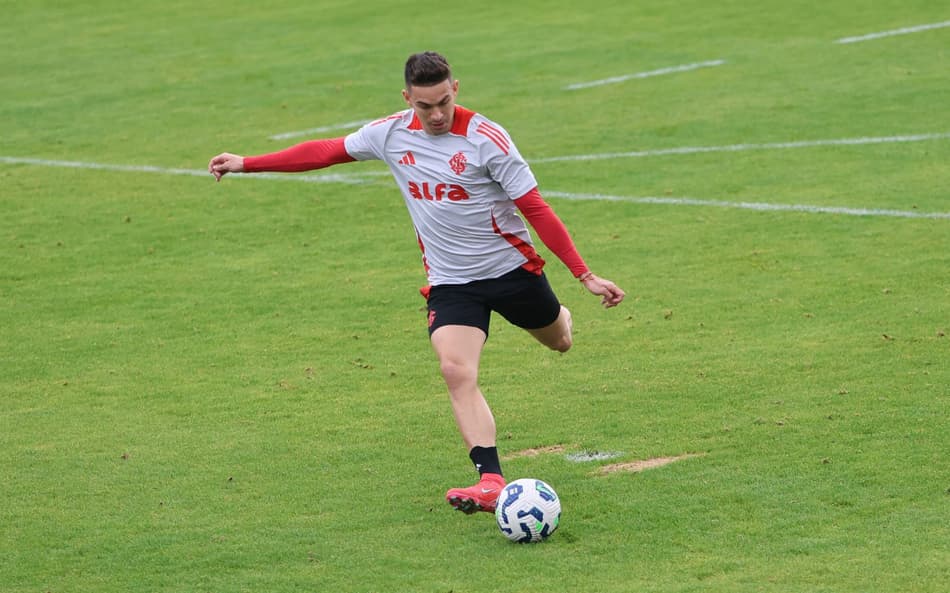 Rafael Borré, atacante do Internacional