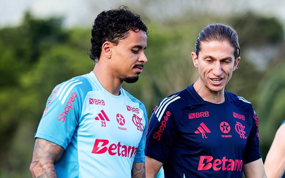 Filipe Luís Allan Flamengo treino