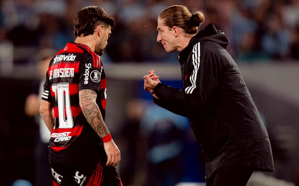 Flamengo toma decisão sobre relacionados para jogo com Fluminense