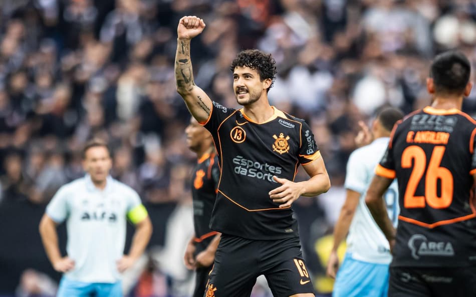 Gustavo Henrique marca gol do Corinthians na Partida entre Corinthians x Gremio, pela trigesima primeira rodada do Campeonato Brasileiro