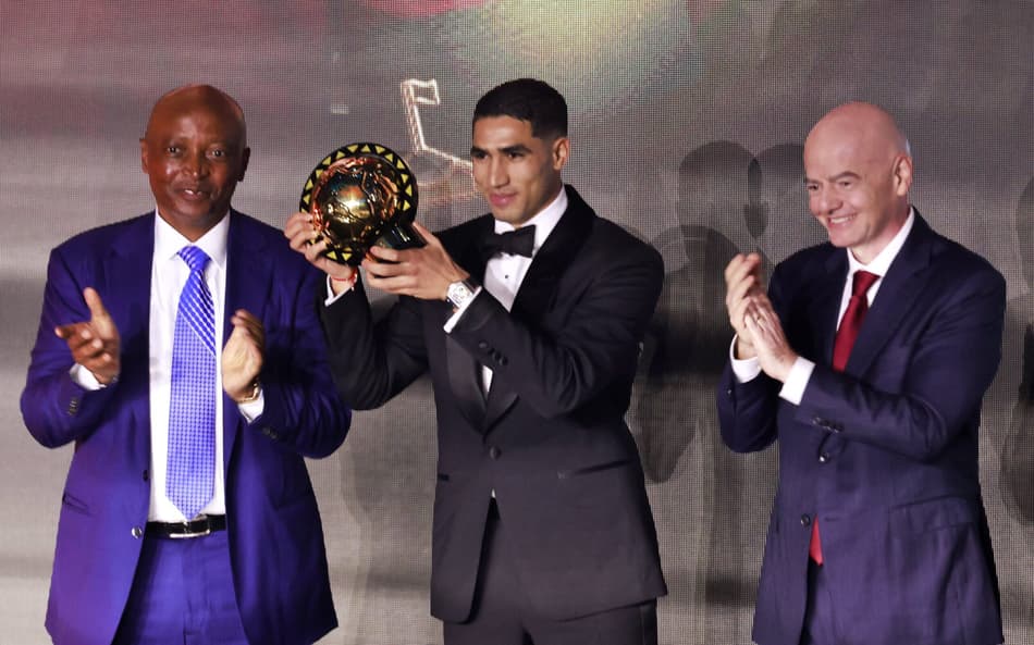 Hakimi conquista o prêmio de Melhor Jogador Africano do Ano