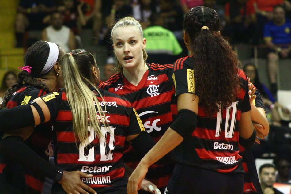 Flamengo domina o Brasília e embala na Superliga; veja