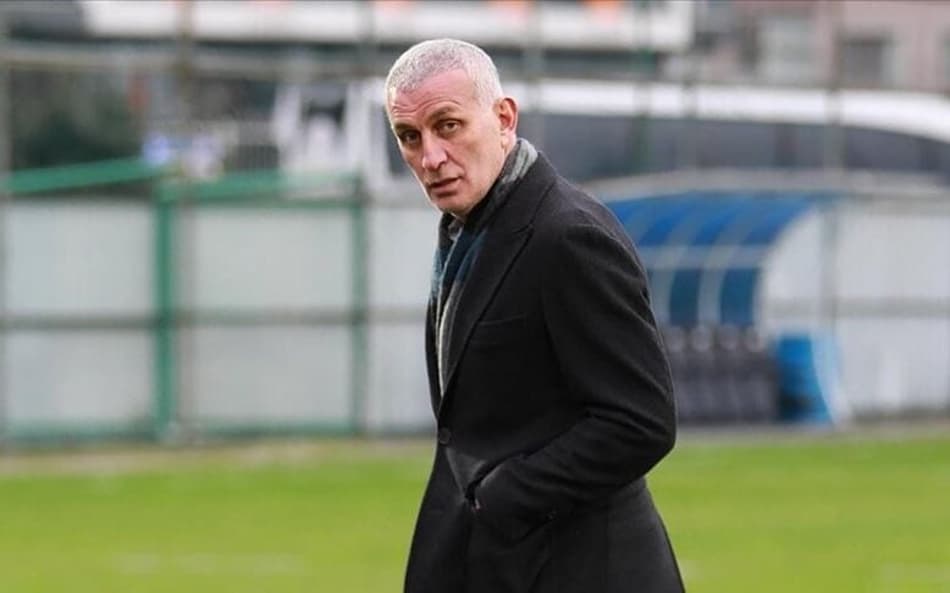 İbrahim Hacıosmanoğlu, presidente da Federação Turca de Futebol (Foto: Reprodução/X)