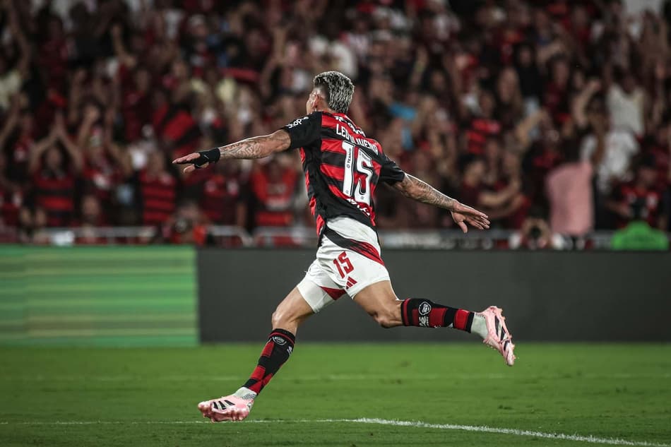 Jorge Carrascal - Flamengo