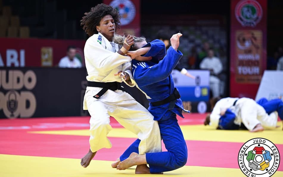 Rafaela Silva nas quartas de final no Grand Slam de Abu Dhabi (Foto: IJF)