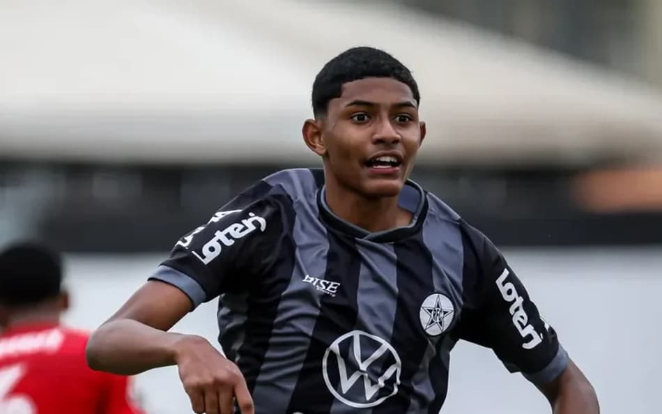 Messias comemora gol com a camisa do Resende (Foto: redes sociais)