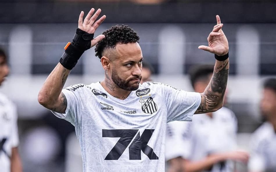 Neymar entra no segundo tempo do empate do Santos diante do Fortaleza, na Vila Belmiro. (Foto: Divulgação/ Santos FC)