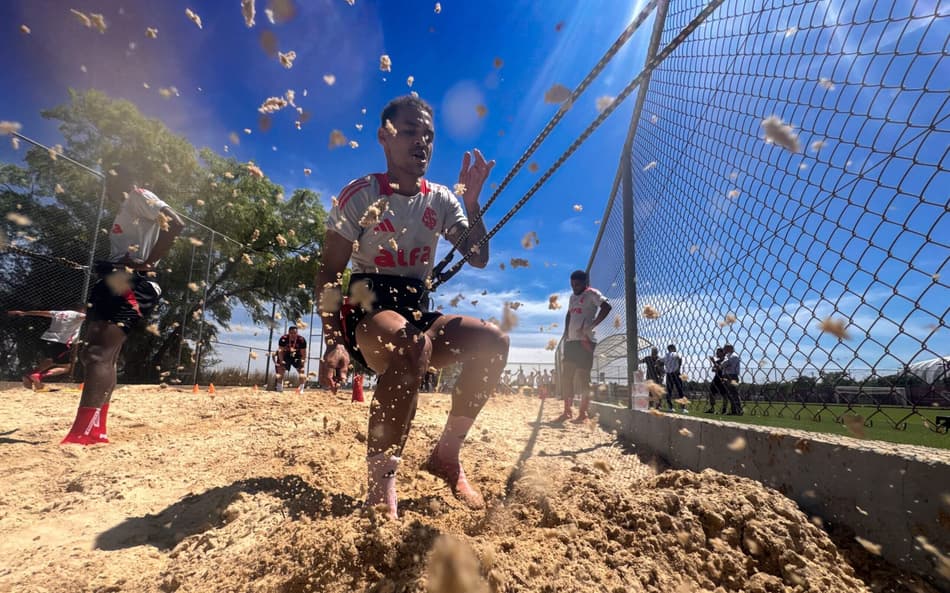 Alan Patrick em treino do Internacional